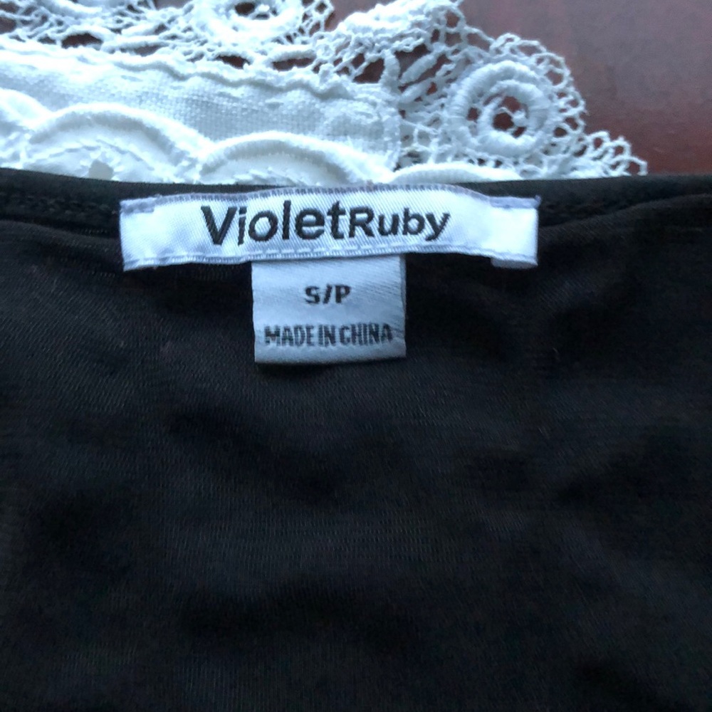 Violet ruby sleeveless shirt